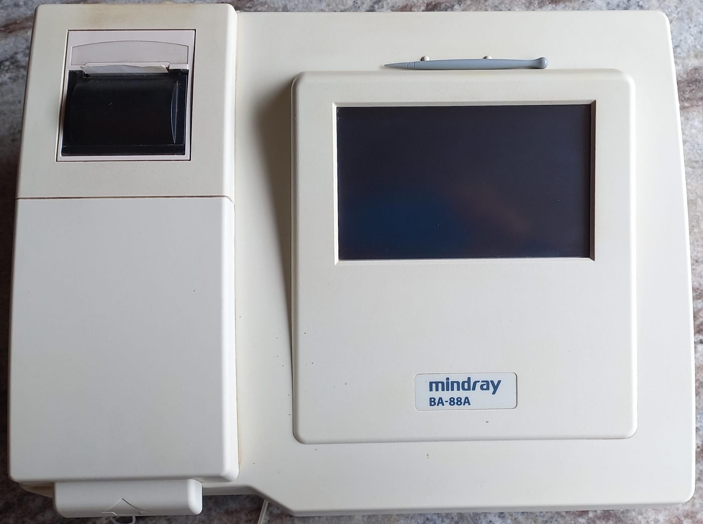 ANALISADOR DE BIOQUIMICA SEMIAUTOMATICO MINDRAY BA88A