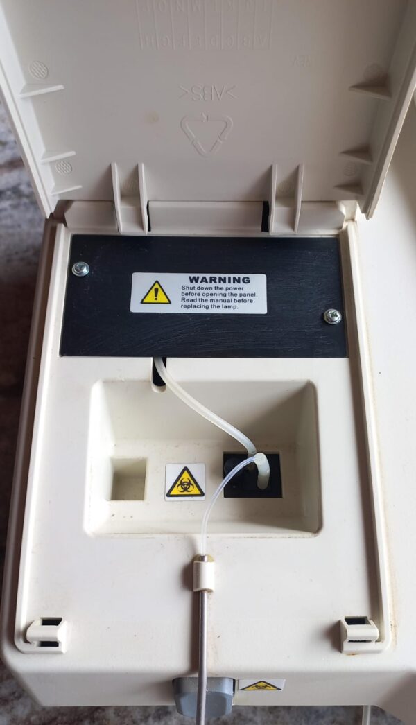 ANALISADOR DE BIOQUIMICA SEMIAUTOMATICO MINDRAY BA88A - Imagem 2