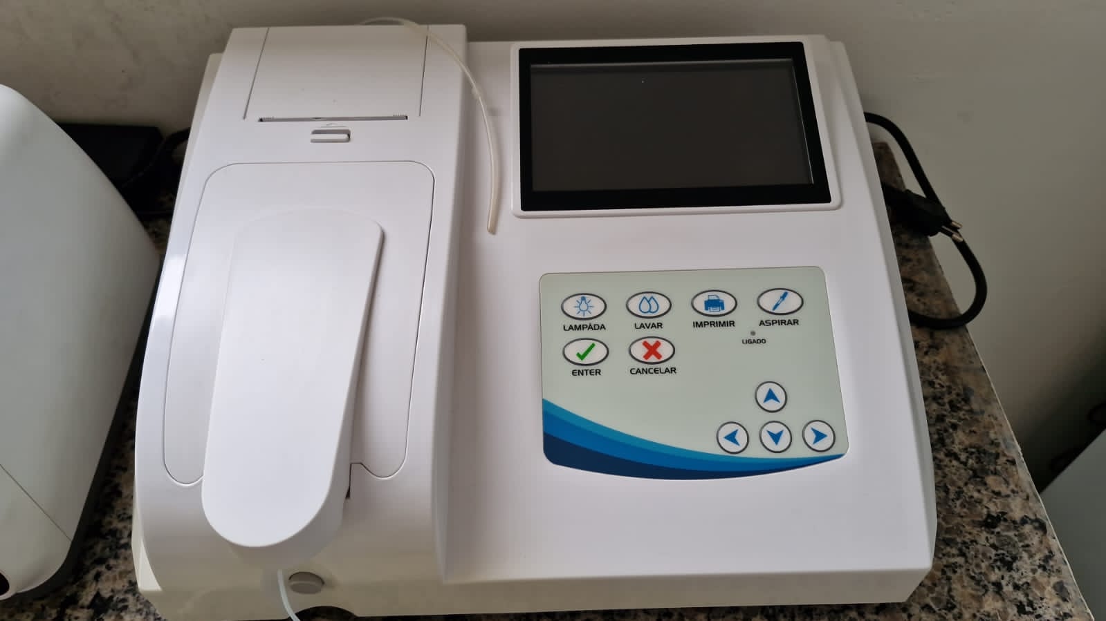 Analisador bioquímico Max Bio 300